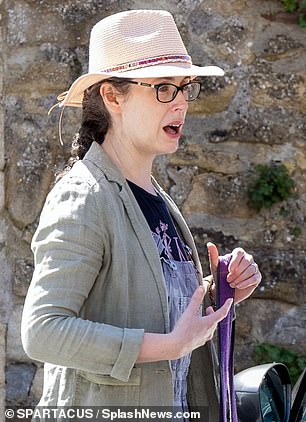 恭喜!Grand Designs 明星 Kevin McCloud 与他的伴侣 Jenny Jones 秘密结婚,这是他的一位朋友透露的