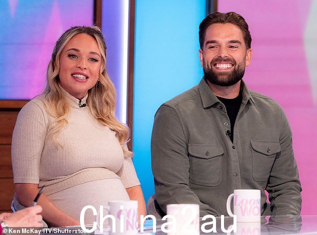 Candid:Jorgie 上个月首次接受电视采访,谈及她与未婚夫 Ollie 的怀孕情况,她谈到了她之前流产的经历