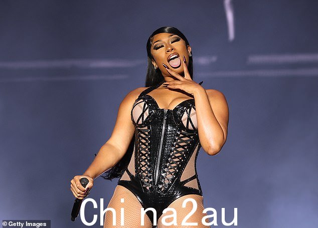 27 岁的说唱歌手 Megan Thee Stallion(如图)在她预定登台演出前几天退出澳大利亚的 Festival X 后让成千上万的歌迷感到失望