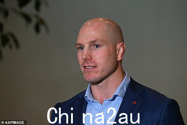图:独立参议员 David Pocock 9 月在国会大厦举行的新闻发布会上