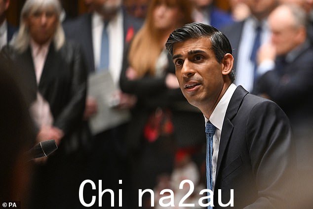 消息人士称 Rishi Sunak(周三上图)在第 10 次会议上越来越多地表达了他对“对守法公民日常生活的破坏”的沮丧情绪。