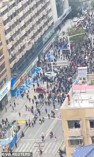 武汉抗议