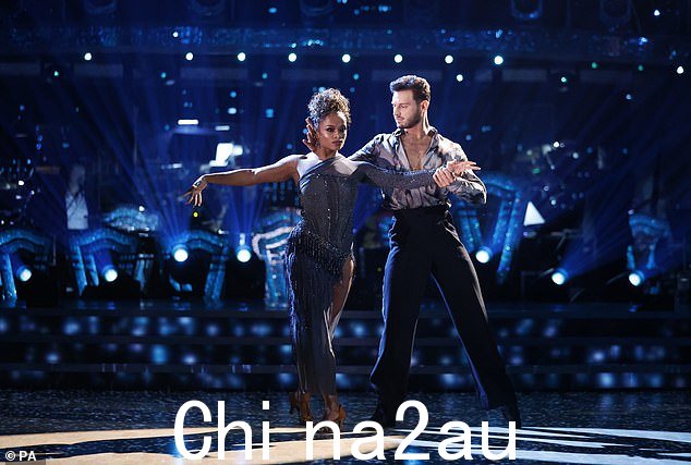 Safe:Craig 选择拯救 Fleur 和 Vito,并解释说:'纯粹基于技术,我想拯救 Fleur 和 Vito'