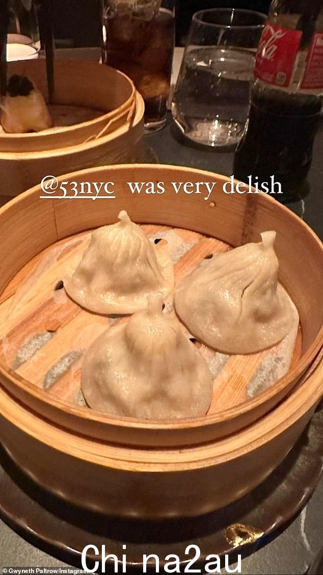 好吃:母女二人也来了最喜欢在 53 餐厅吃饭,她在 Instagram 帖子中分享了“非常美味”