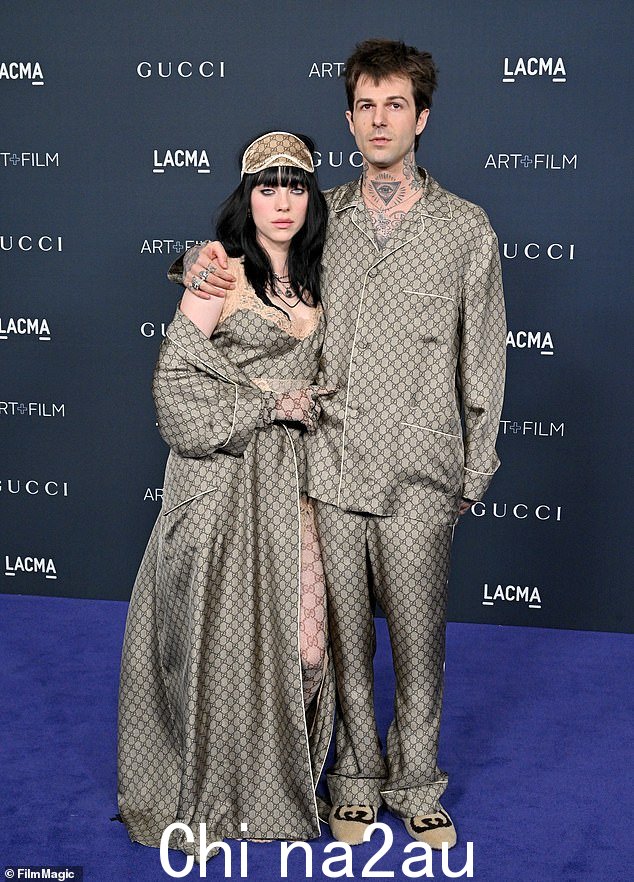 '最火辣的 f**king f**ker 活着':Billie Eilish 滔滔不绝地谈论'锁定'她的新男友 Jesse Rutherford,因为她第一次公开他们的关系