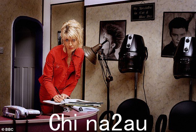 在她的整个加州在 Gavin and Stacey 和 Night Nighty 中扮演的角色让她深受粉丝喜爱,如图所示