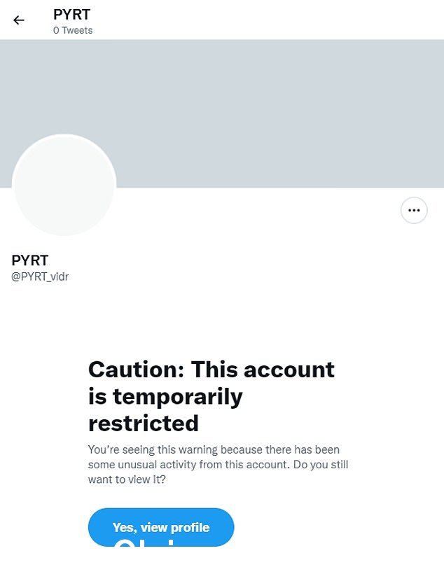 他鼓励人们在推特上关注 PYRT-vidr,该账号暂时被关闭