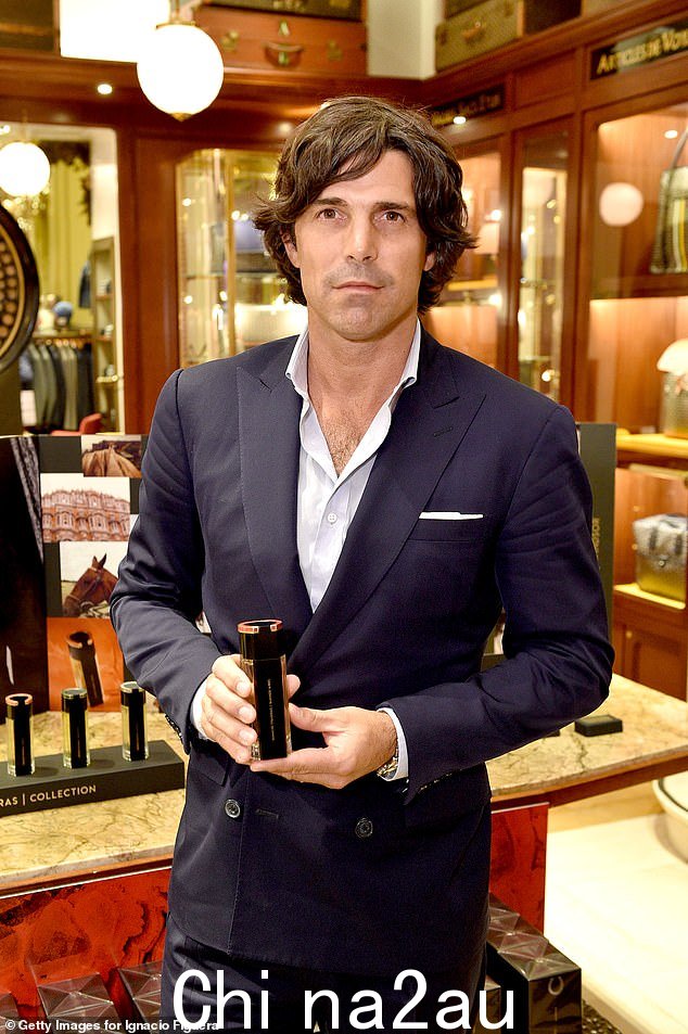 Nacho Figueras,45 岁(如图)是哈里王子的密友,他和他一起打马球