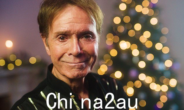 没有歌手比长青的悬崖更能代表圣诞节。本月推出 BBC 假日特别节目,他带着 19 年来的第一张节日专辑回归