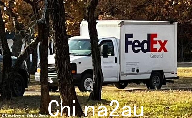 据说 FedEx van Homer 在距 Athena 被绑架的地方 10 英里外被发现