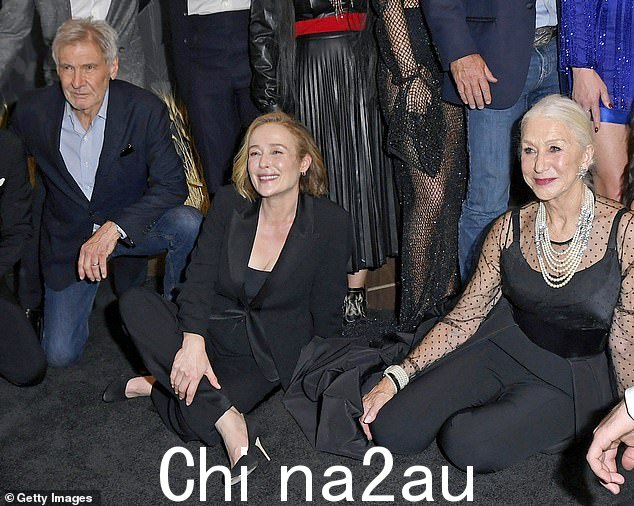 如果您受到赞誉,请坐下:Jennifer Ehle 主要因其在百老汇的著名表演而闻名,而 Harrison 和 Helen 则无需介绍