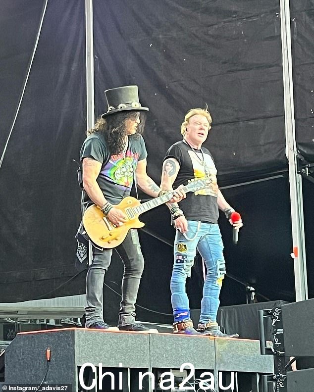 Guns N' Roses 目前正在澳大利亚巡回演出。图为周六他们在墨尔本的演出