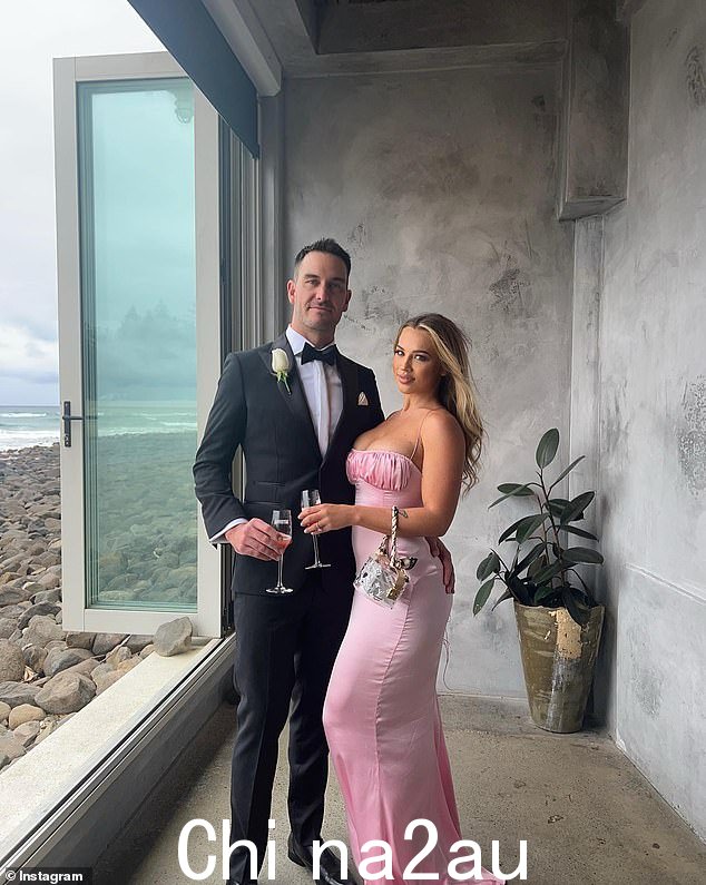 结束了!Tammy Hembrow 在最近的一次悉尼之行中似乎终于‘从前未婚夫 Matt Poole 那里确认了她的分手’