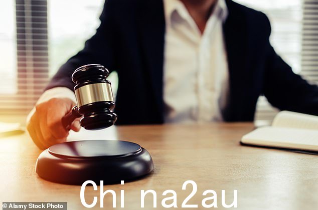 维多利亚州验尸官约翰凯恩说他接受了警方和检察官的意见,即根据现有证据没有合理的定罪可能性