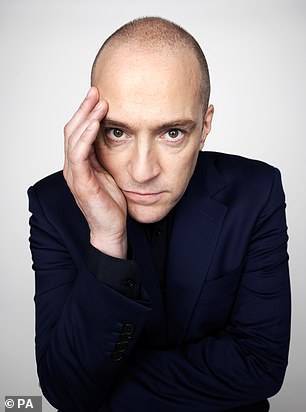 Derren Brown(如图)周一拍卖了大量动物标本