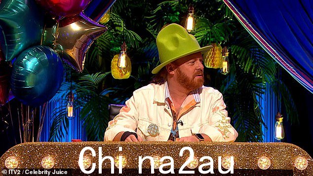 Quizzed:当他们坐在面板上时,Keith 转向 Joey 问:'你和 Emily Atack 偷偷接吻了吗?'