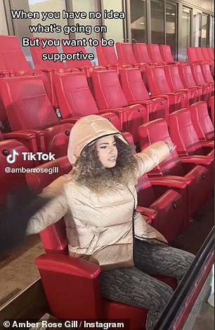 支持:进一步引发谣言,Amber周四在一个足球场上分享了一个TikTok,她坐在看台上