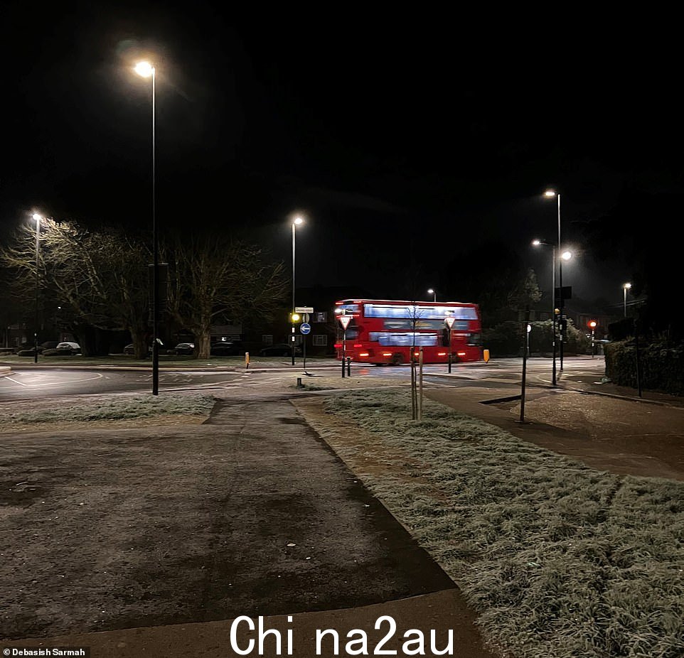 周六,英国气象局将北爱尔兰、威尔士和英格兰西南部的冰雪警告延长至周日中午 12 点