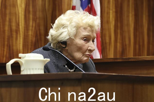 Abigail Kawananakoa,所谓的最后一位夏威夷公主,其血统包括曾经统治这些岛屿的王室和一位成为夏威夷最大地主之一的爱尔兰商人于周日去世。上图是她,2020 年 3 月