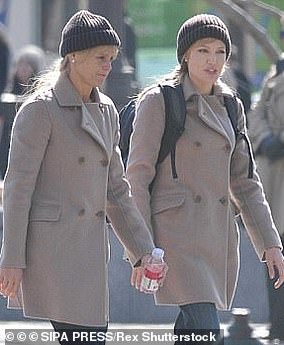 新职业:Eunice 继续成为一线明星的特技替身,包括 Angelina Jolie(右图)、Milla Jovovich、Famke Janssen 和 Uma Thurman