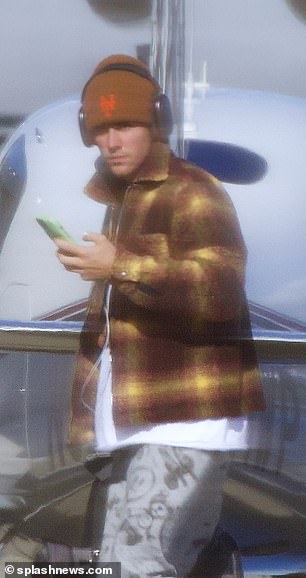 碳足迹:Biebers 最初是在 2009 年的今日秀上认识的