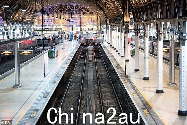 罢工的铁路工人将损失高达 4,000 英镑的工资,但他们可以获得困难津贴并通过加班轮班赚回损失的工资