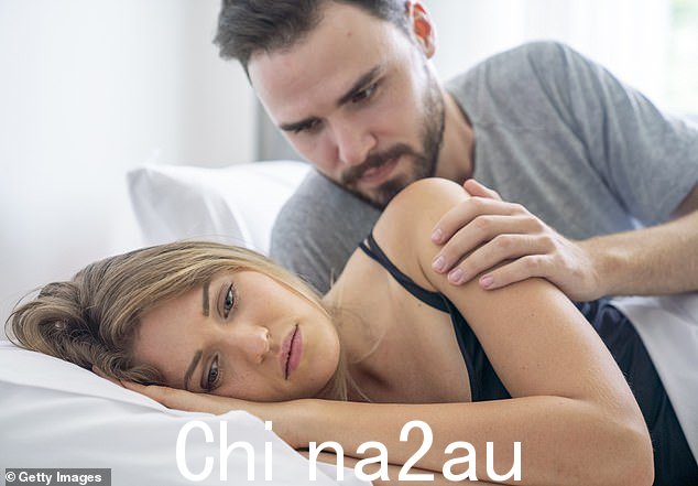一个窝男人就她是否应该继续 17 年的婚姻征求意见,承认从未有过“性火花”(库存图片)