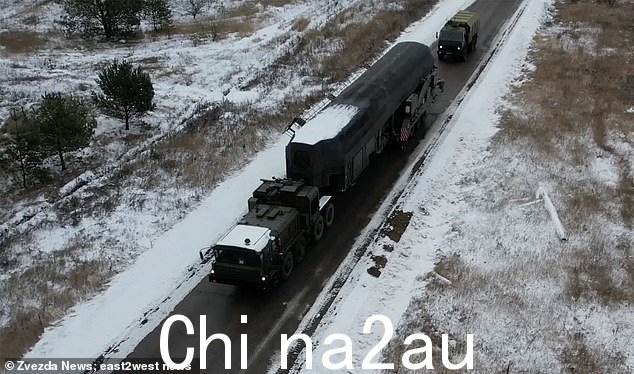俄罗斯在显示另一枚导弹被带到同一地点后一天发布了 Yars 导弹被运输的镜头
