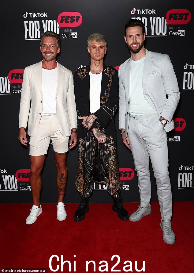 单身汉 Thomas Malucelli、Felix Von Hofe 和 Jed McIntosh 于周四首次亮相红毯,他们率领出席了一场 Tik-Tok 创作者活动。全图