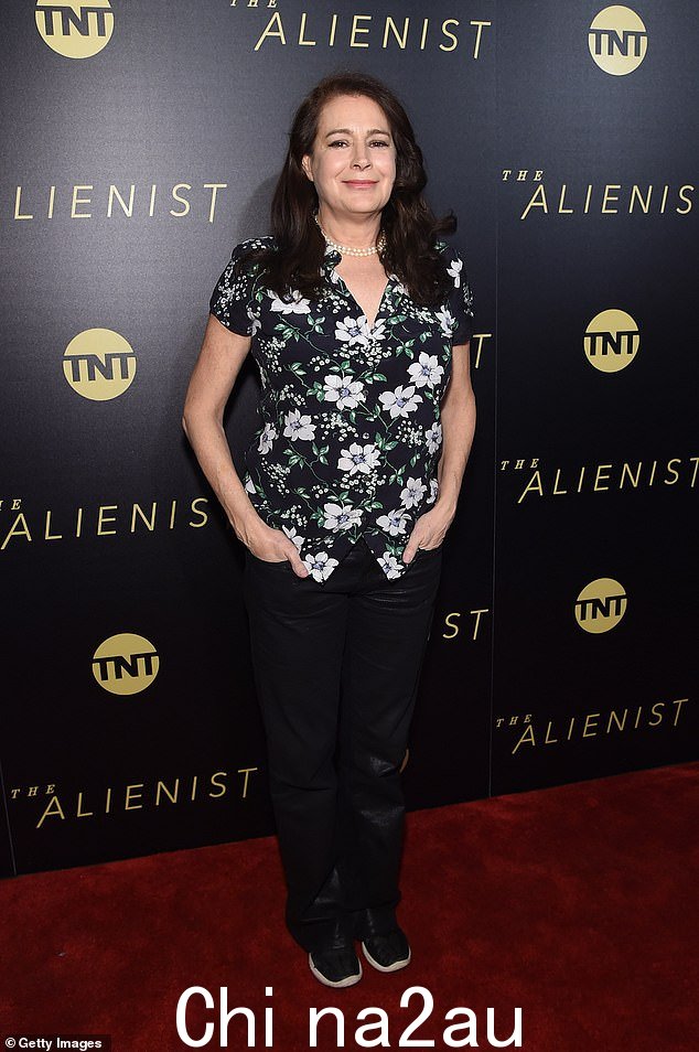 竞选活动:Sean Young 不知疲倦地竞选蝙蝠侠电影,所以当她在蒂姆伯顿的蝙蝠侠中扮演 Vicki Vale 的角色时,她很高兴(图为 2018 年)