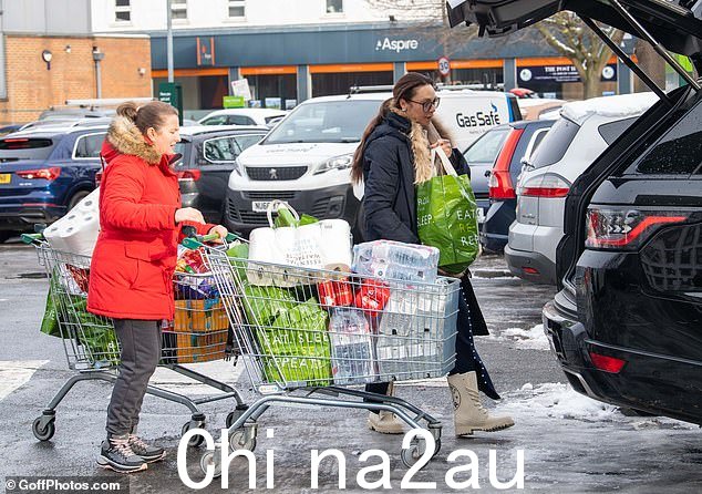 还结婚了吗?尽管四年前他们分手了,但 Lilly 一直坚称这对夫妻没有离婚