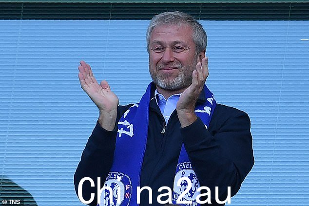 前任老板罗曼·阿布拉莫维奇 (Roman Abramovich) 曾有 10 亿英镑的新体育场计划,直到被搁置为止
