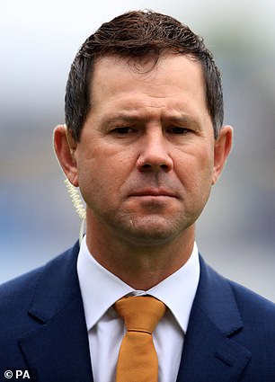 前澳大利亚队长 Ricky Ponting 支持华纳保住他的位置
