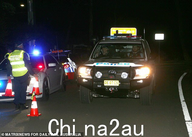 搜捕导致警察前往温特沃斯瀑布蓝山的弗莱彻瞭望台