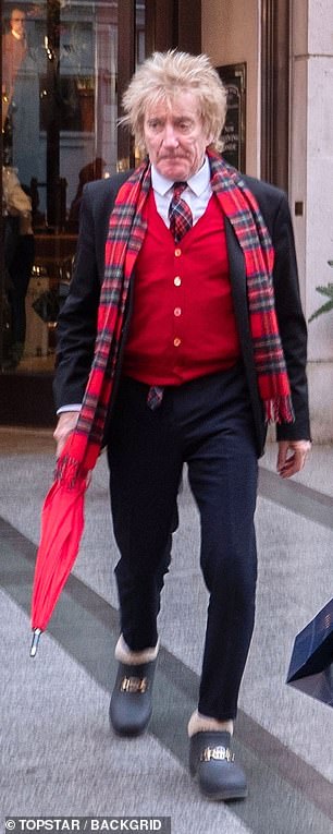 Dapper: Rod 在外出时剪出精致的外观