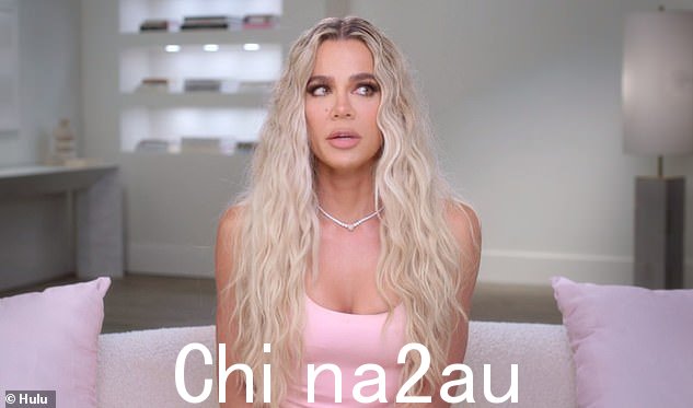Complicated: Khloe - 已经与 Thompson 分享了 True, four - 在 Hulu 上的 The Kardashians 第二季透露,他们在他的爱孩子出生时通过代孕期待一个男婴