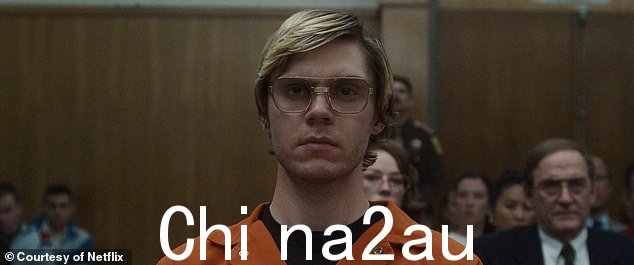 超越 Dahmer:Evan Peters 领导的系列在头 28 天达到 8.562 亿小时,而星期三还有一周才能吸引更多观众