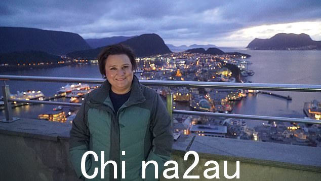 Susan Calman 将在下周前往维也纳,她将前往 Christmas Cruising (C5),但我看不到她躺在精神科医生的沙发上。她精力充沛,无法撒谎down anywhere
