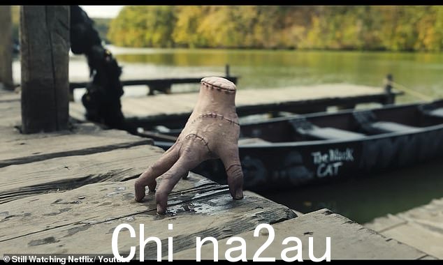 确定:'他从来都不是演员。所以我们把他带进来,我们开始和他一起排练,看看他能做什么,并向他展示什么适合散步,什么不适合'视觉效果总监汤姆·特恩布尔 (Tom Turnbull) 说:“他真的很喜欢散步,第一个场景他真的很成功。” >钉牢它:'他从来都不是演员。所以我们把他带进来,我们开始和他一起排练,看看他能做什么,并向他展示什么适合散步,什么不适合散步,他真的很喜欢第一个场景,”视觉效果说主管汤姆·特恩布尔</p> <img id=