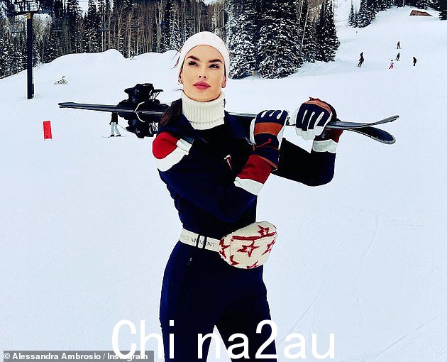 Cha-ching:本周早些时候,Ambrosio 身着一件红色和白色拼接的紧身海军蓝“Allos”滑雪服,零售价为 1,090 美元