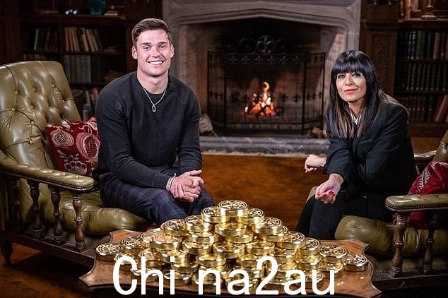 他做到了:房地产经纪人解释道获胜后主持 Claudia Winkleman:“我想我从头到尾都这么说了,但我会把其中的一大笔钱存起来买我妈妈的房子”