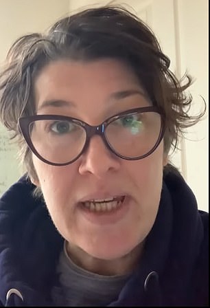 Elaine Miller ‘对骨盆底部充满热情’并写了一部关于她作品的喜剧节目