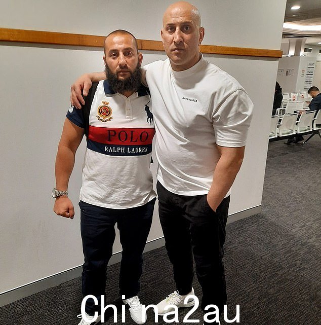 Comanchero bikie Omar Zahed(左)据称在西悉尼奥本的 BodyFit 健身房被杀,他的兄弟 Tarek(右)受伤