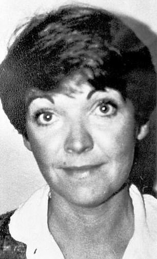 Diane Jones,35 岁,于 1983 年 10 月 22 日在萨福克郡 Martlesham 的一条道路旁被发现被谋杀——距她最后一次露面三个月后