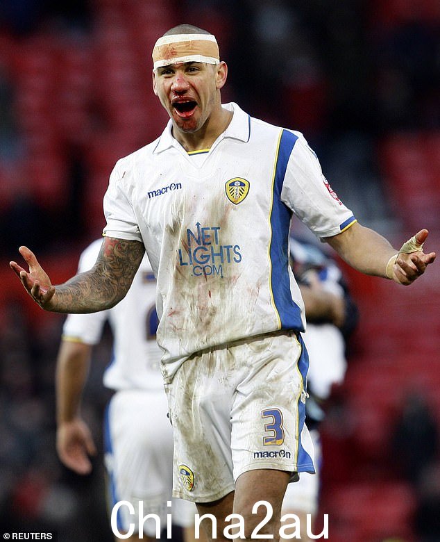 Patrick Kisnorbo 曾效力于利兹联队(如图)、哈茨队、莱斯特城队和墨尔本城队,并代表足协队效力,之后进入曼城执教