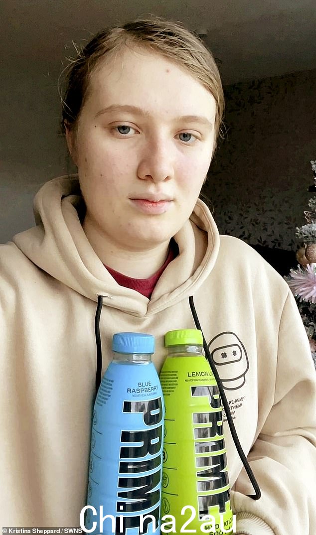 Kristina Sheppard 在目睹店内混乱后喝了两瓶 Prime 能量饮料