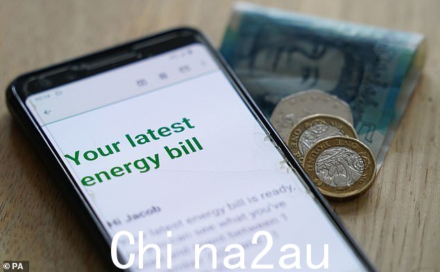 寻求减少养老金缴款的人数激增持续的生活成本危机。从 1 月 1 日起,数百万英国人将面临能源账单的“意外”上涨,一些人被迫每年额外支付 100 英镑