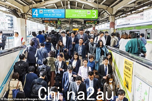 由于担心国家人口和经济越来越集中在东京,增加了大地震的风险,目前提供的 300,000 日元用于搬迁,额外增加 700,000 日元