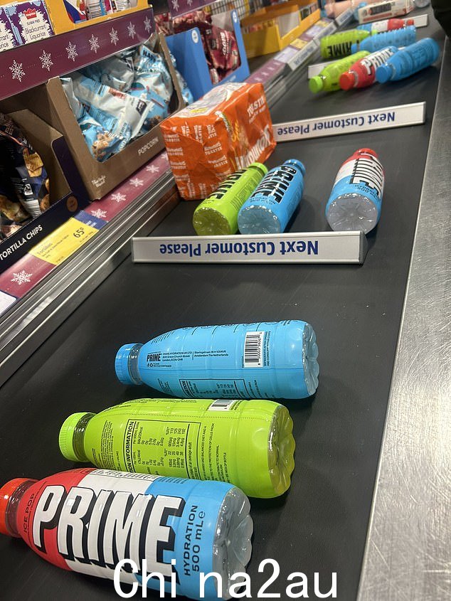 Aldi 限制顾客每人只能购买一瓶每种口味的酒,但有人看到人们试图抢更多