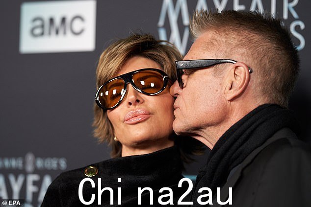 Bravo's Real Housewives of Beverly Hills' 有两个竞争者 ¿ Dorit Kemsley 和 Lisa Rinna(上图),她们的嘴唇在家具店里看起来不会不合适。 class=
